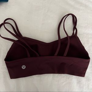 Lululemon like a cloud bra